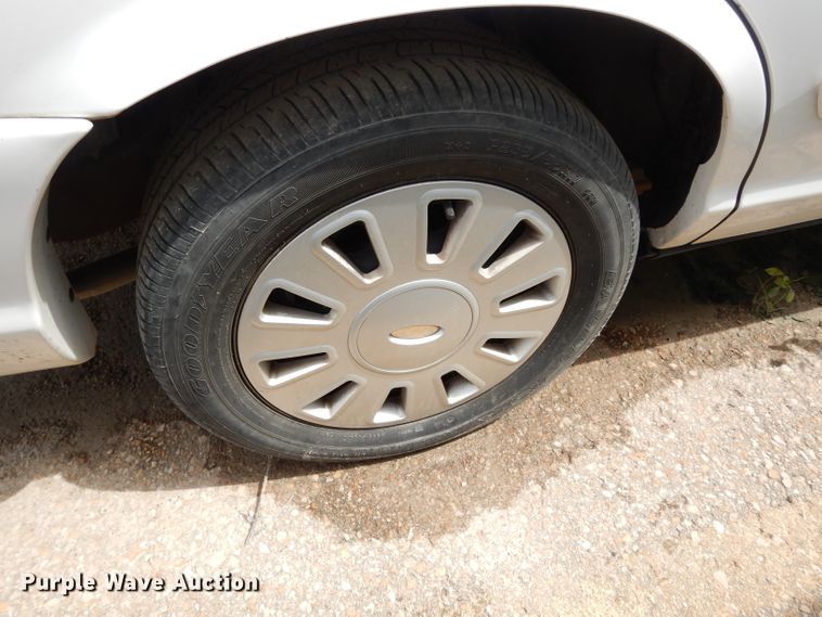 image for item DF4244 2010 Ford Crown Victoria Police Interceptor