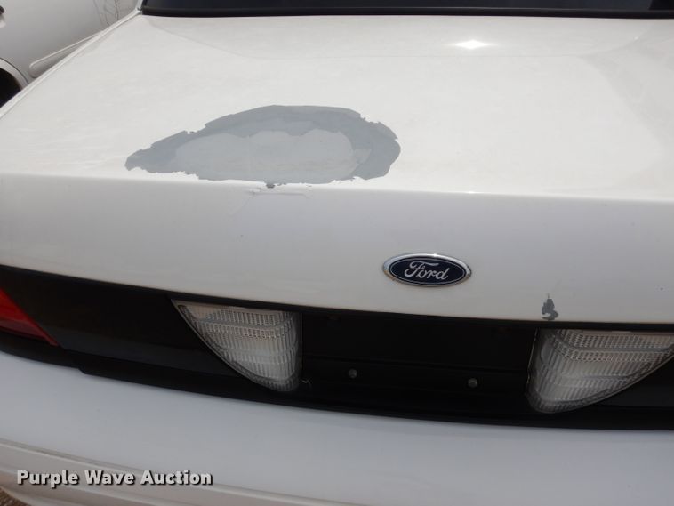 image for item DF4244 2010 Ford Crown Victoria Police Interceptor
