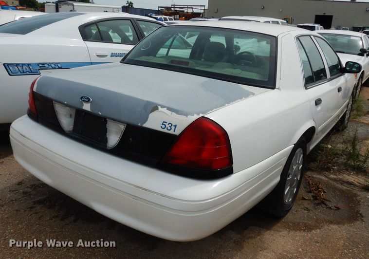 image for item DF4245 2006 Ford Crown Victoria Police Interceptor
