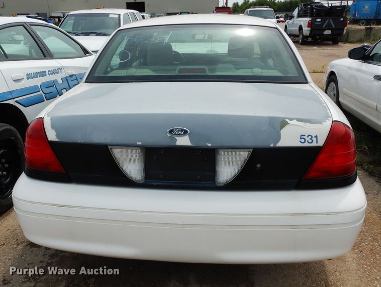 image for item DF4245 2006 Ford Crown Victoria Police Interceptor