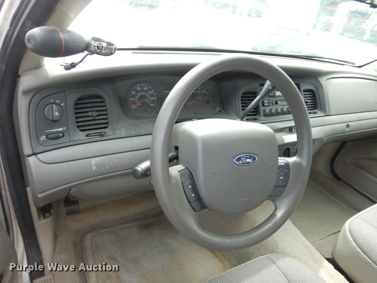 image for item DF4245 2006 Ford Crown Victoria Police Interceptor