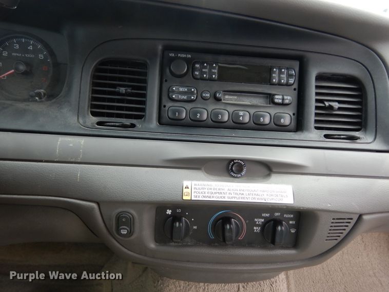 image for item DF4245 2006 Ford Crown Victoria Police Interceptor