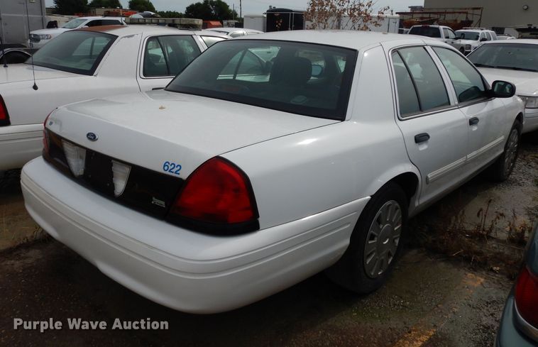 image for item DF4246 2010 Ford Crown Victoria Police Interceptor