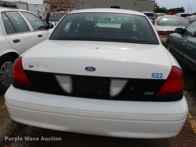 image for item DF4246 2010 Ford Crown Victoria Police Interceptor