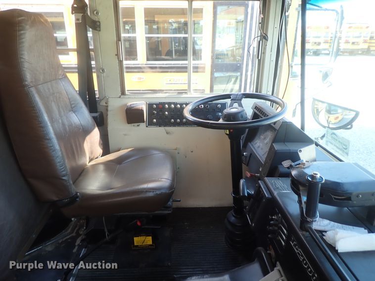 image for item DG2306 1996 Blue Bird TC2000  school bus