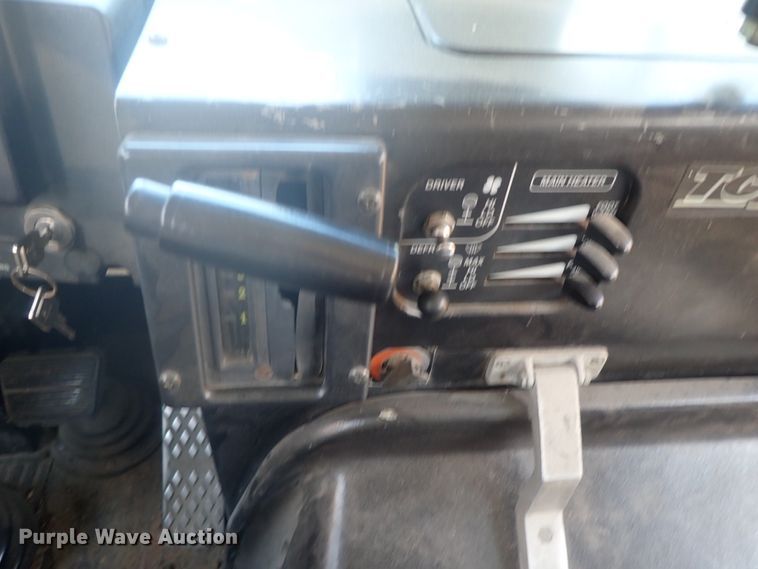 image for item DG2307 1996 Blue Bird TC2000  school bus