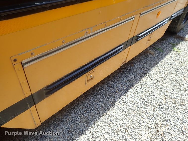 image for item DG2307 1996 Blue Bird TC2000  school bus