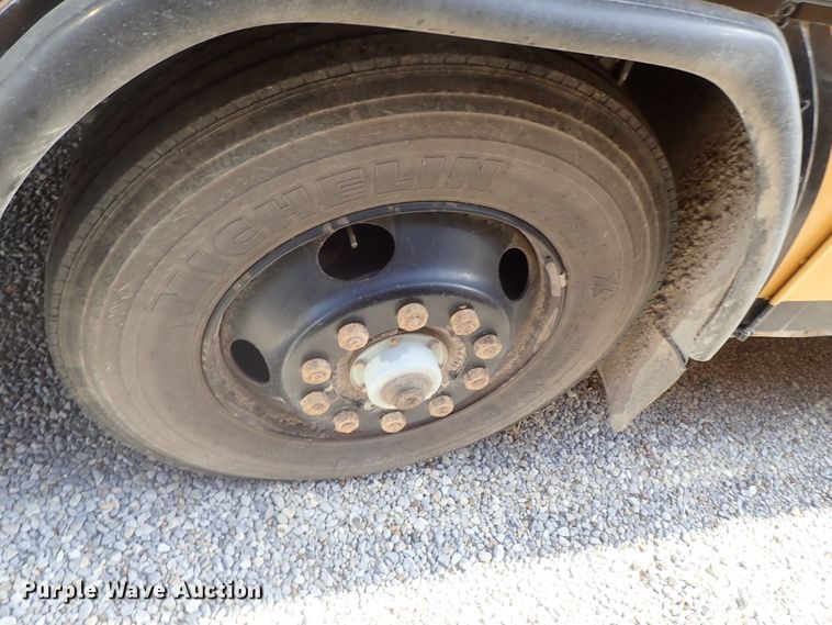 image for item DG2307 1996 Blue Bird TC2000  school bus