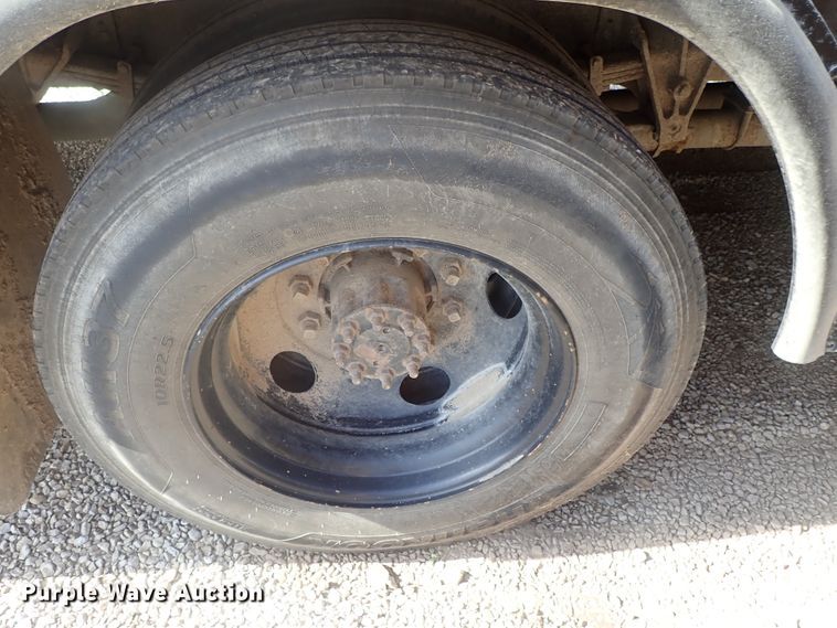 image for item DG2307 1996 Blue Bird TC2000  school bus