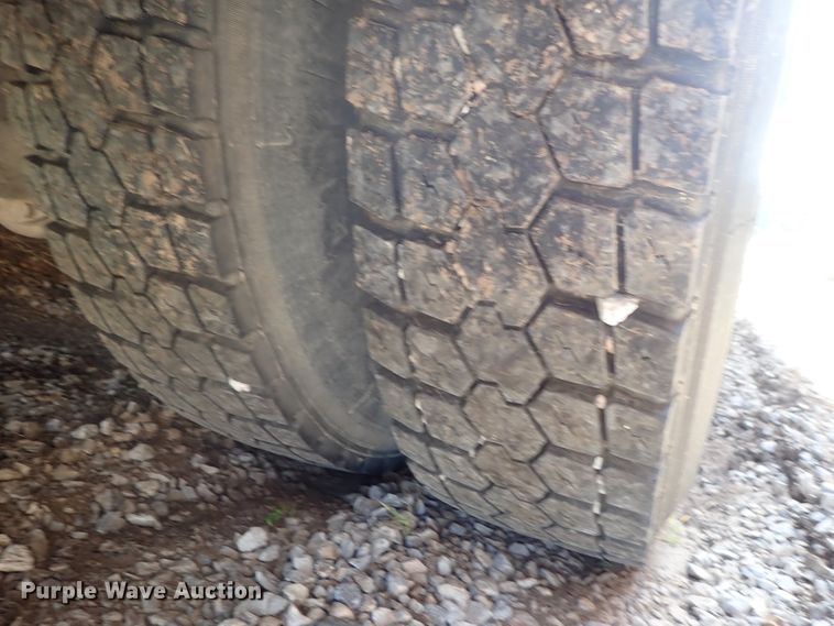 image for item DG2308 1995 Blue Bird TC2000  school bus