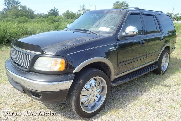 image for item DG2336 2001 Ford Expedition Eddie Bauer  SUV