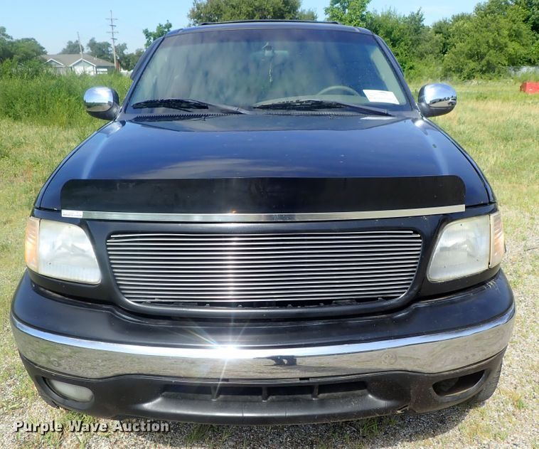 image for item DG2336 2001 Ford Expedition Eddie Bauer  SUV