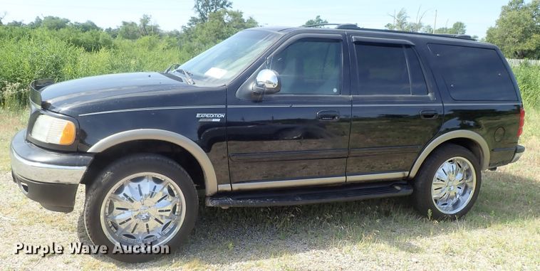 image for item DG2336 2001 Ford Expedition Eddie Bauer  SUV