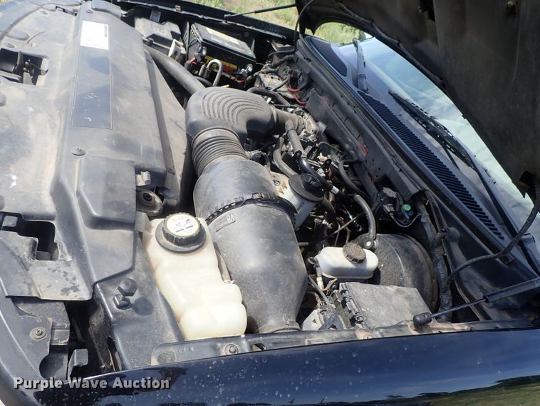 image for item DG2336 2001 Ford Expedition Eddie Bauer  SUV