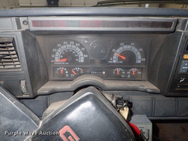 image for item DG3188 1996 GMC C7000 TopKick   dump truck