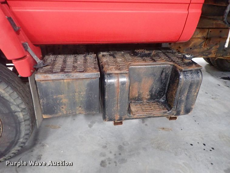 image for item DG3188 1996 GMC C7000 TopKick   dump truck