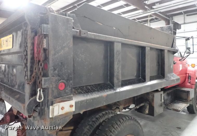image for item DG3188 1996 GMC C7000 TopKick   dump truck
