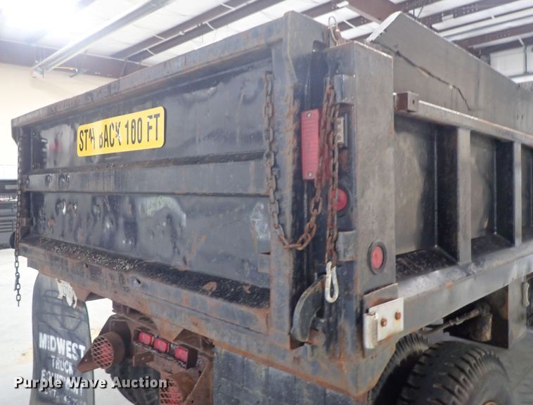 image for item DG3188 1996 GMC C7000 TopKick   dump truck