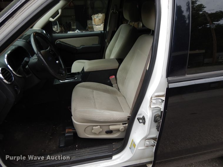 image for item DG7912 2008 Ford Explorer XLT  SUV