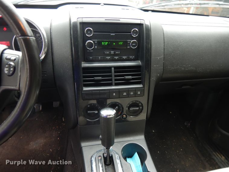 image for item DG7912 2008 Ford Explorer XLT  SUV