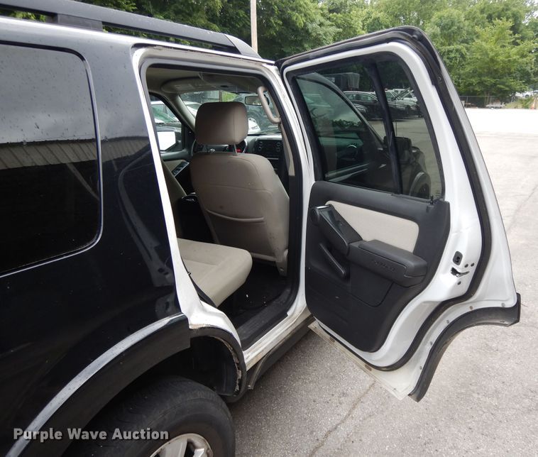 image for item DG7912 2008 Ford Explorer XLT  SUV