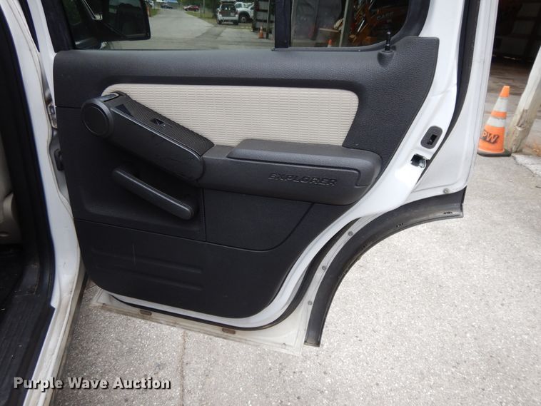image for item DG7912 2008 Ford Explorer XLT  SUV