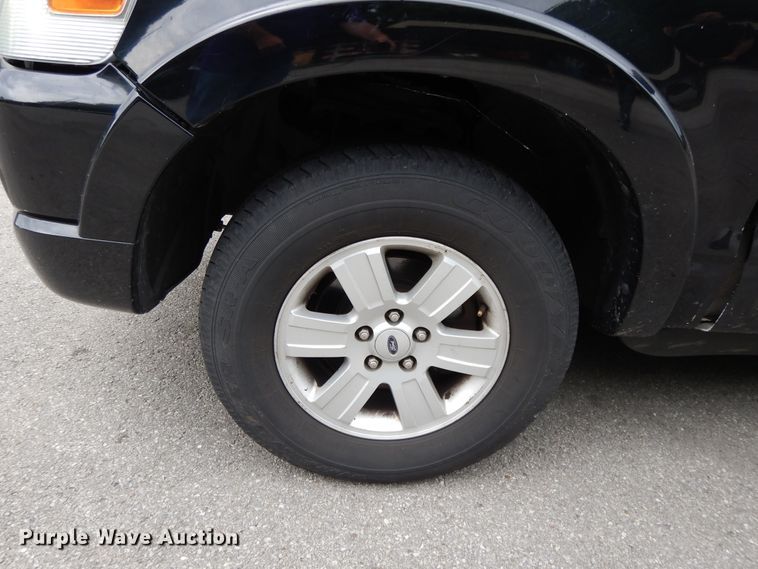 image for item DG7912 2008 Ford Explorer XLT  SUV