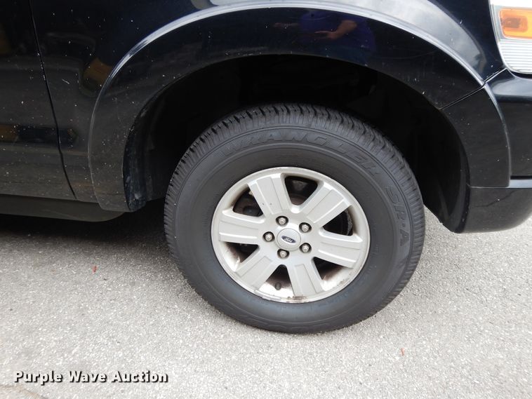 image for item DG7912 2008 Ford Explorer XLT  SUV