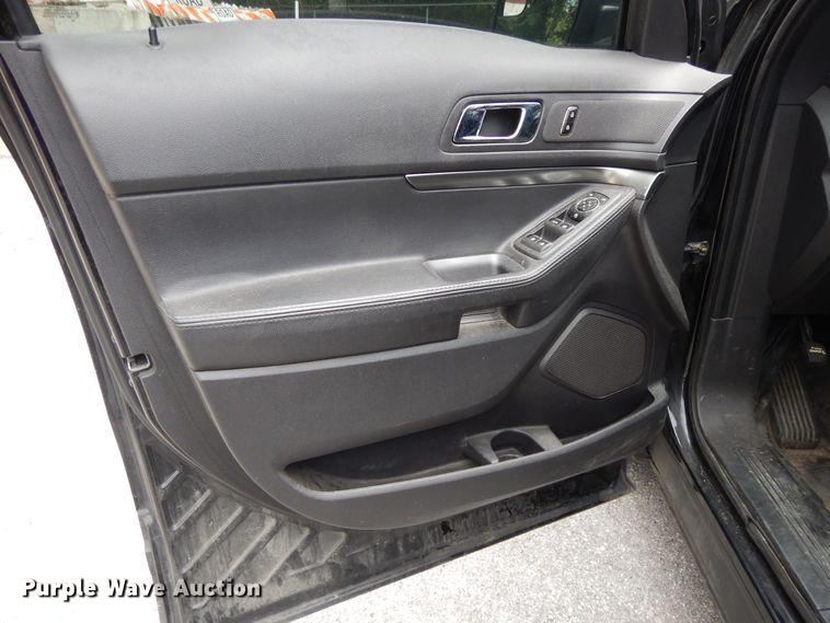 image for item DG7915 2013 Ford Explorer Police Interceptor  SUV