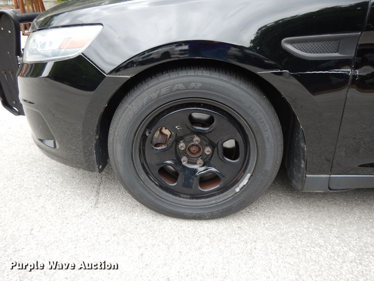 image for item DG7916 2013 Ford Taurus Police Interceptor