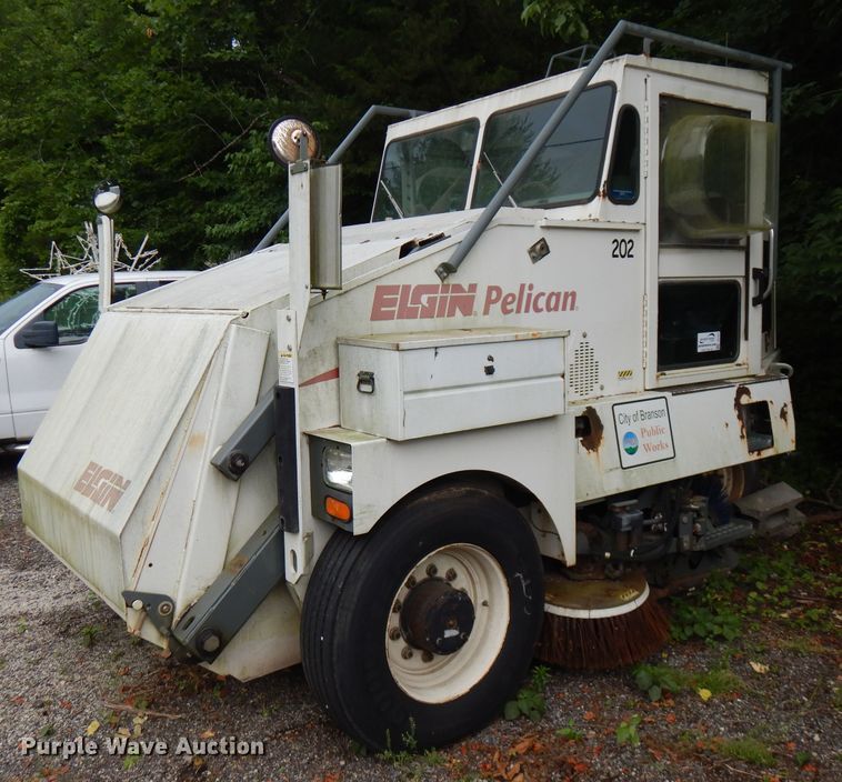 image for item DG7921 Elgin Pelican  street sweeper