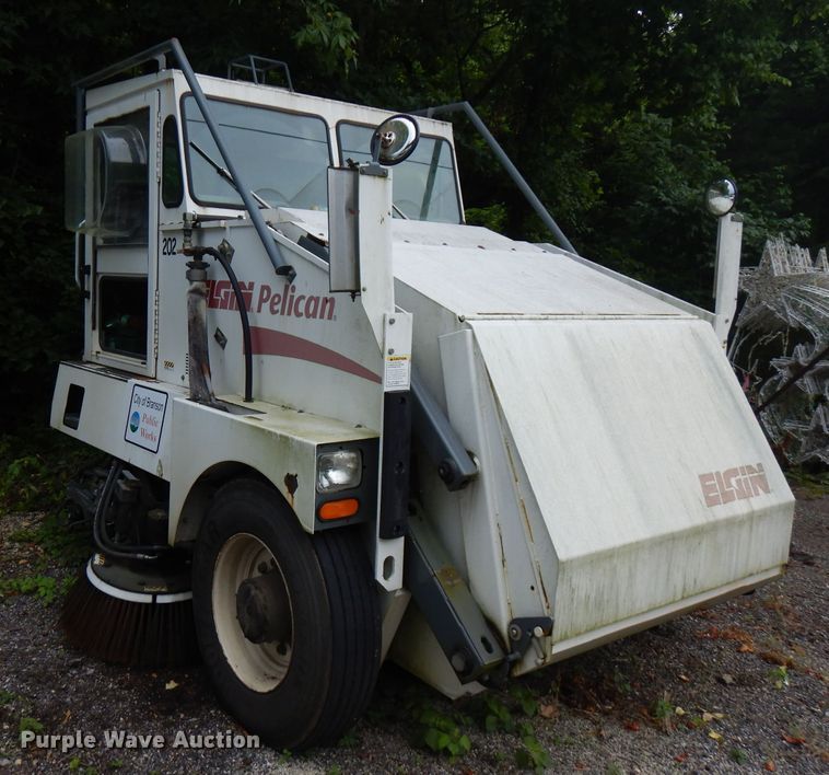 image for item DG7921 Elgin Pelican  street sweeper