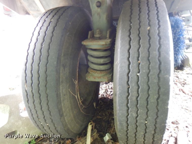 image for item DG7921 Elgin Pelican  street sweeper