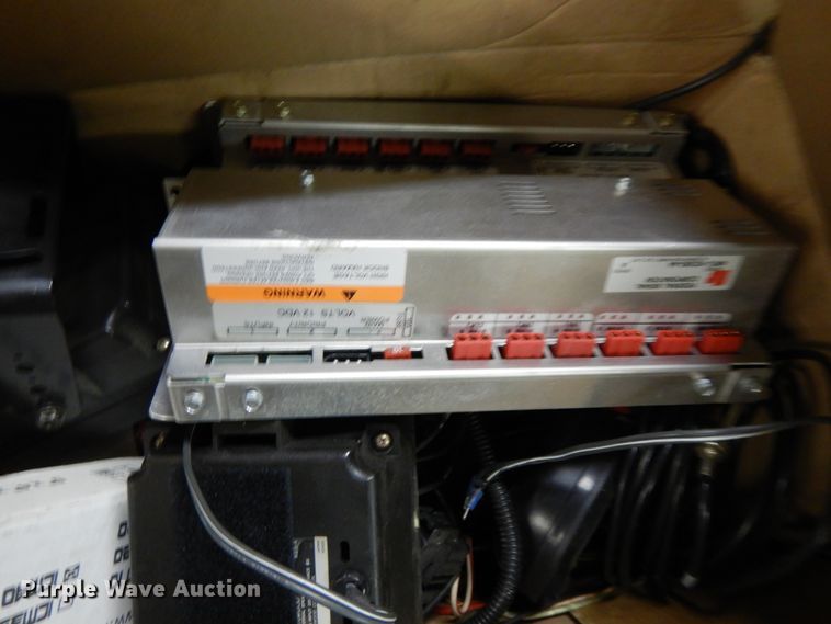 image for item DG7922 Automotive accessories