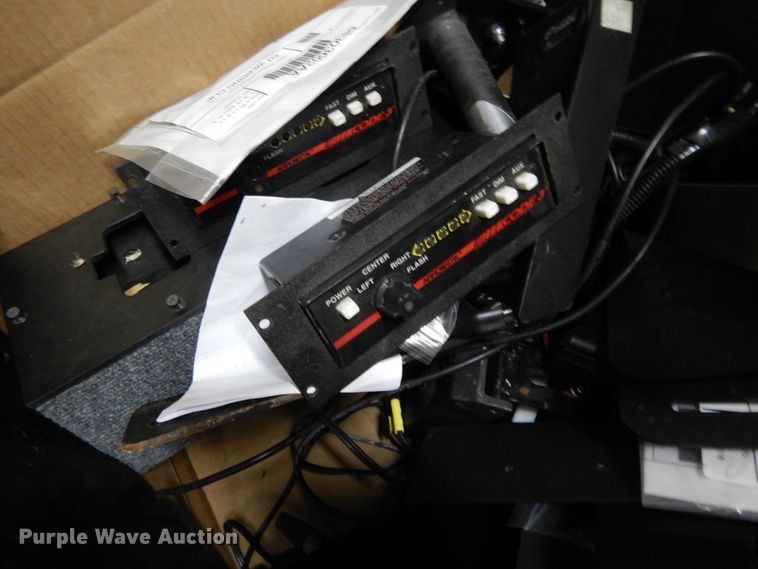 image for item DG7922 Automotive accessories