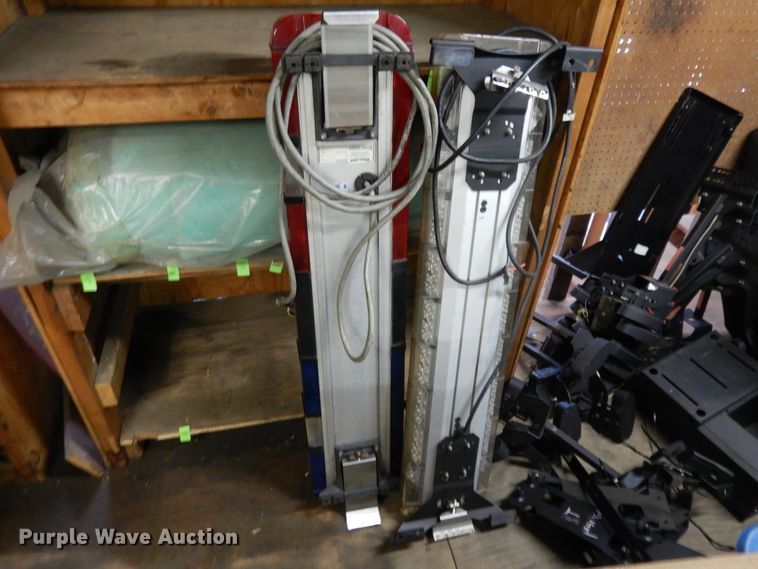 image for item DG7922 Automotive accessories