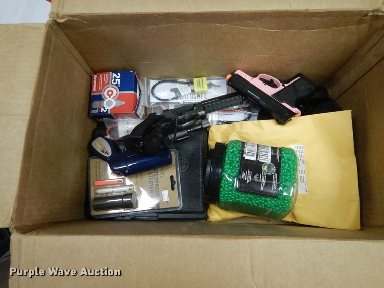 image for item DG7923 Sporting goods