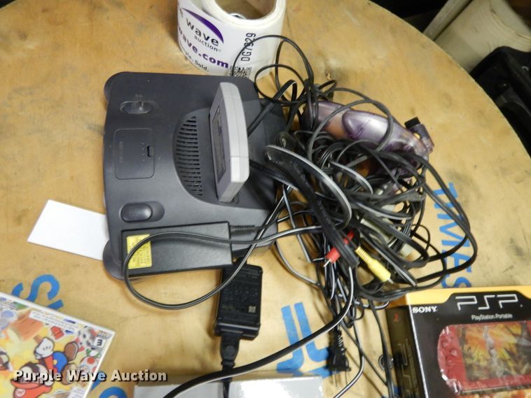 image for item DG7924 Electronics