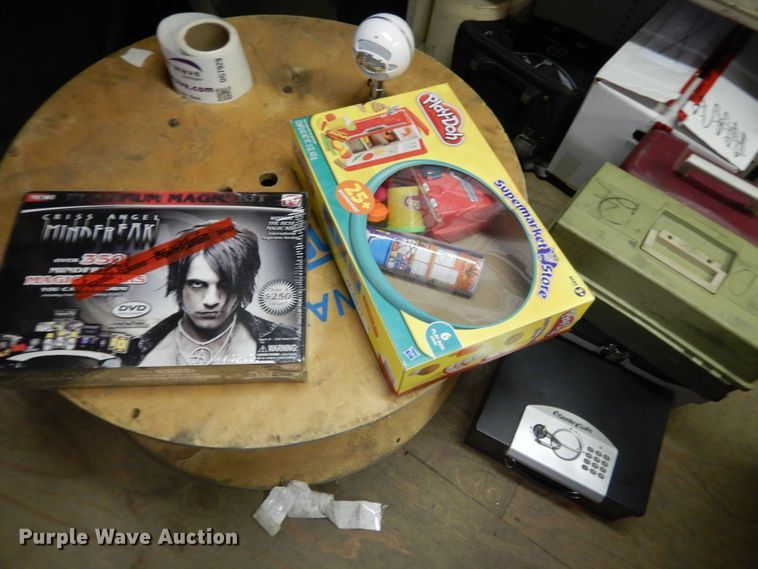 image for item DG7924 Electronics