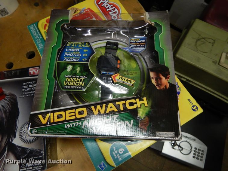 image for item DG7924 Electronics