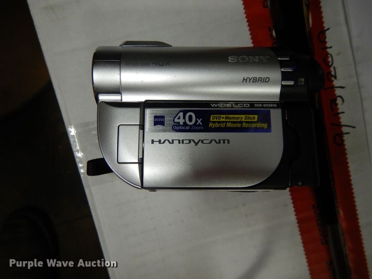 image for item DG7927 Household items