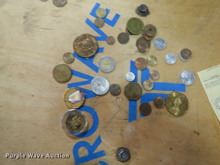 image for item DG7927 Household items