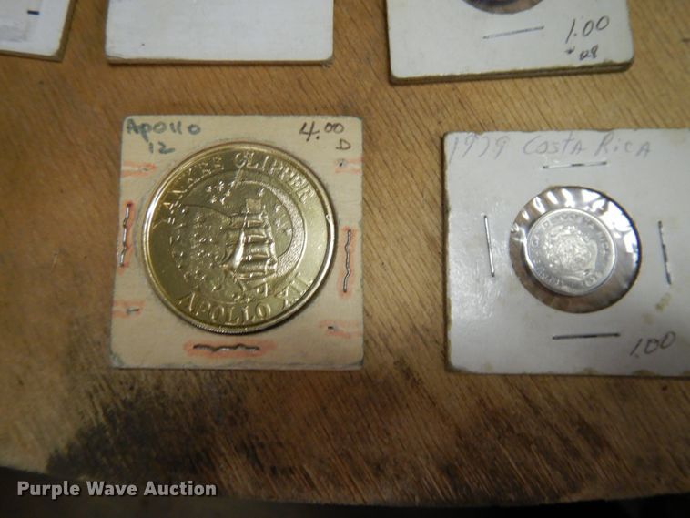 image for item DG7927 Household items