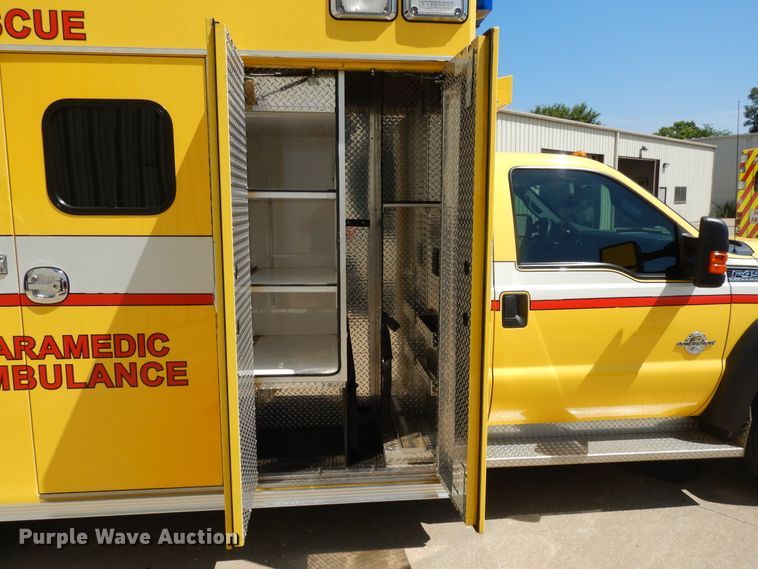 image for item DG7977 2012 Ford F450 Super Duty XLT  ambulance