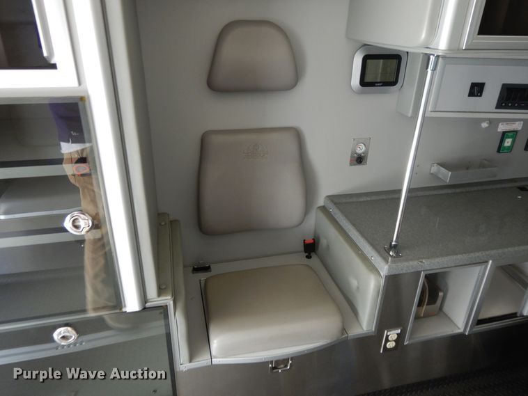 image for item DG7977 2012 Ford F450 Super Duty XLT  ambulance