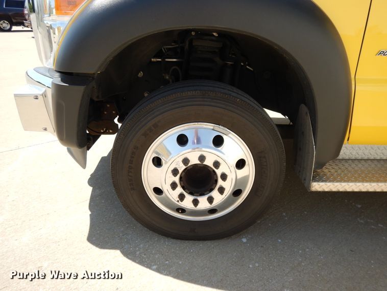 image for item DG7977 2012 Ford F450 Super Duty XLT  ambulance