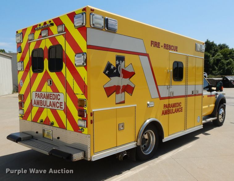 image for item DG7978 2009 Ford F450 Super Duty  ambulance