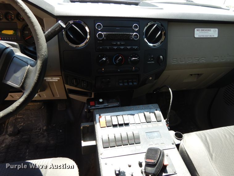 image for item DG7978 2009 Ford F450 Super Duty  ambulance