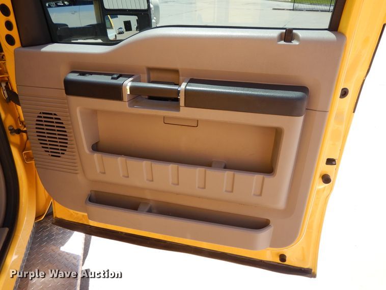 image for item DG7978 2009 Ford F450 Super Duty  ambulance