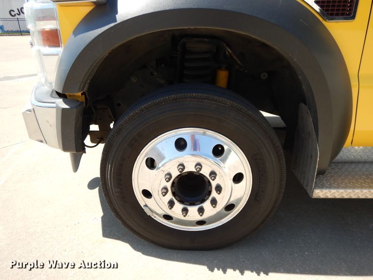 image for item DG7978 2009 Ford F450 Super Duty  ambulance